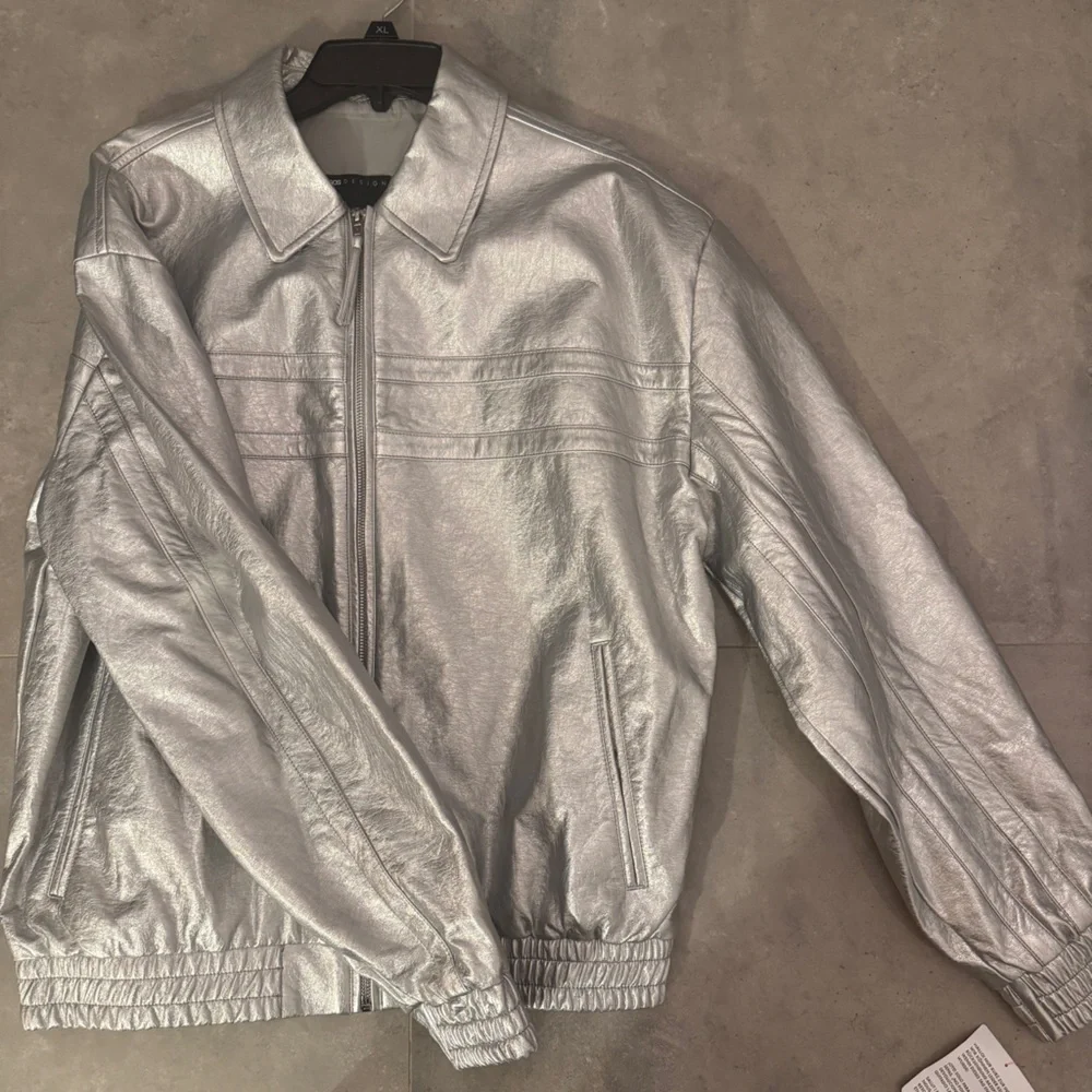 NWT! ASOS Design Metallic Silver Outerwear | M - Picture 2 of 7